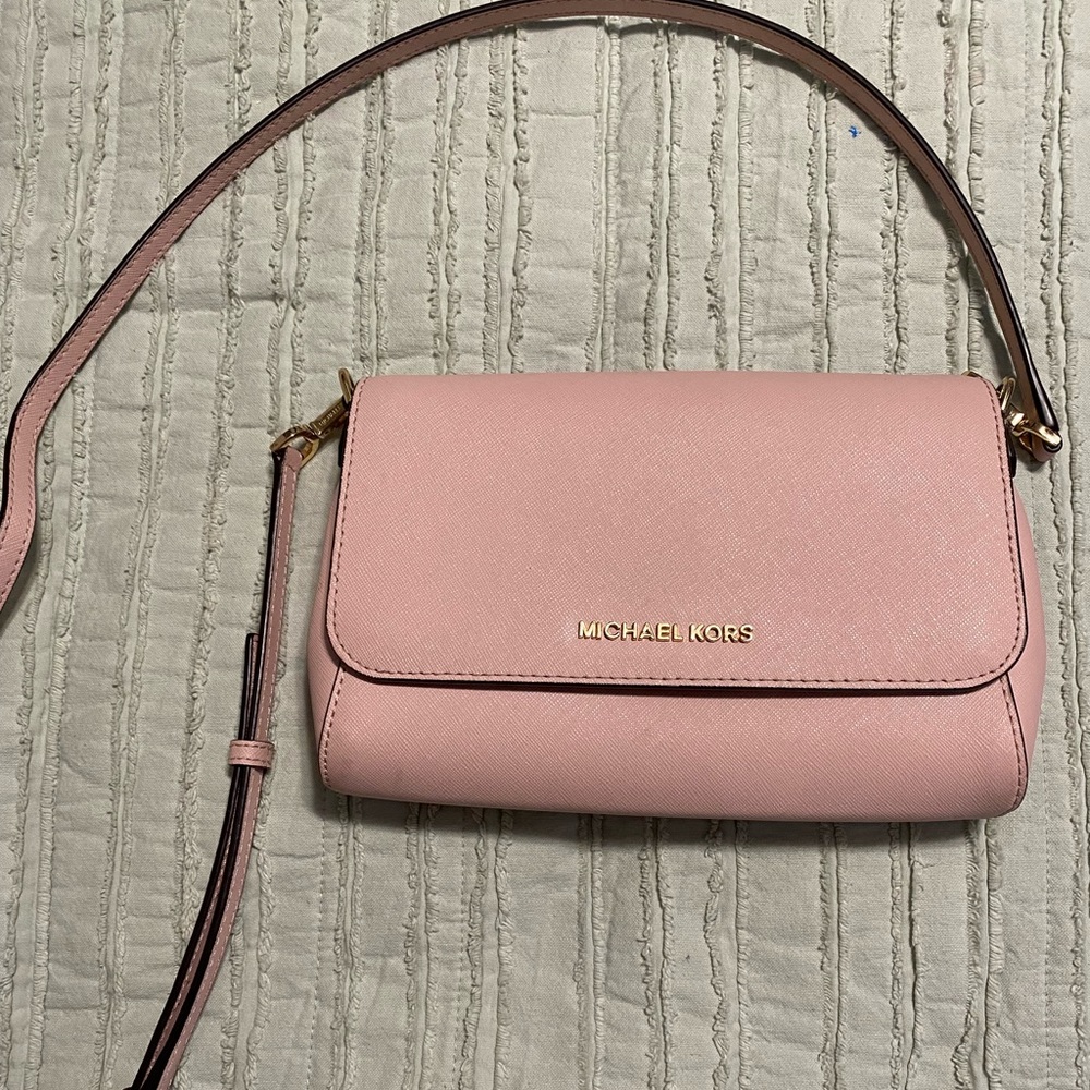 Michael Kors light pink crossbody bag